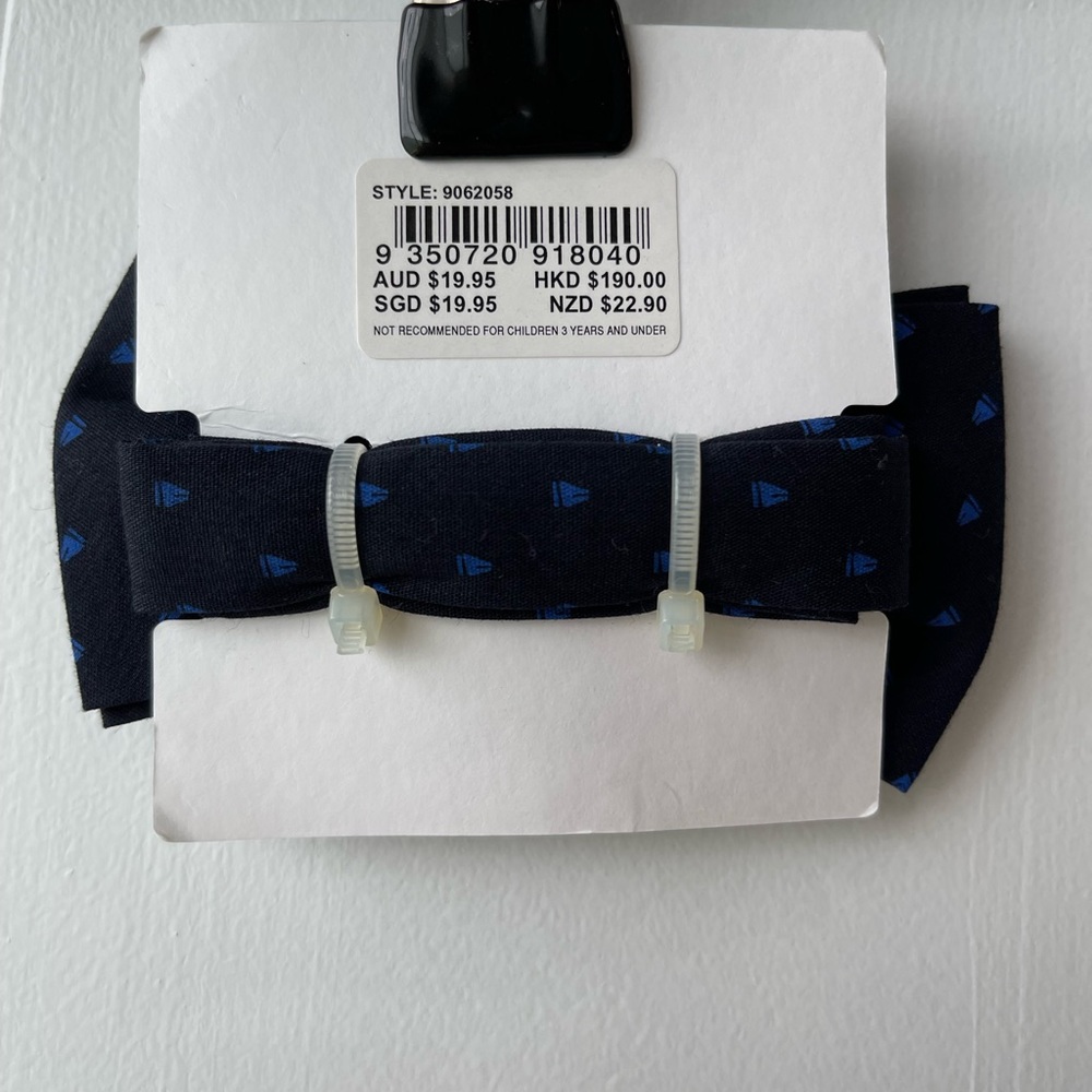 Seed Heritage Bow Tie Children Sail Boats - Picture 2 of 2
